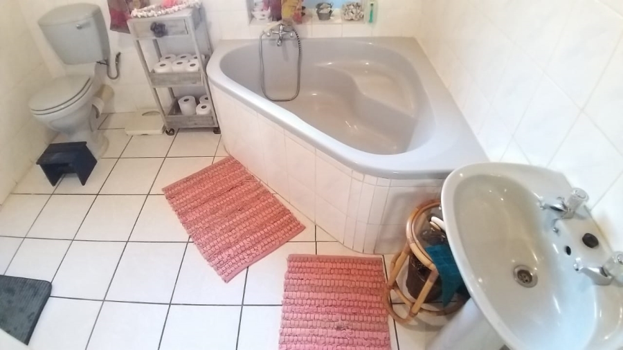 3 Bedroom Property for Sale in Hennenman Free State